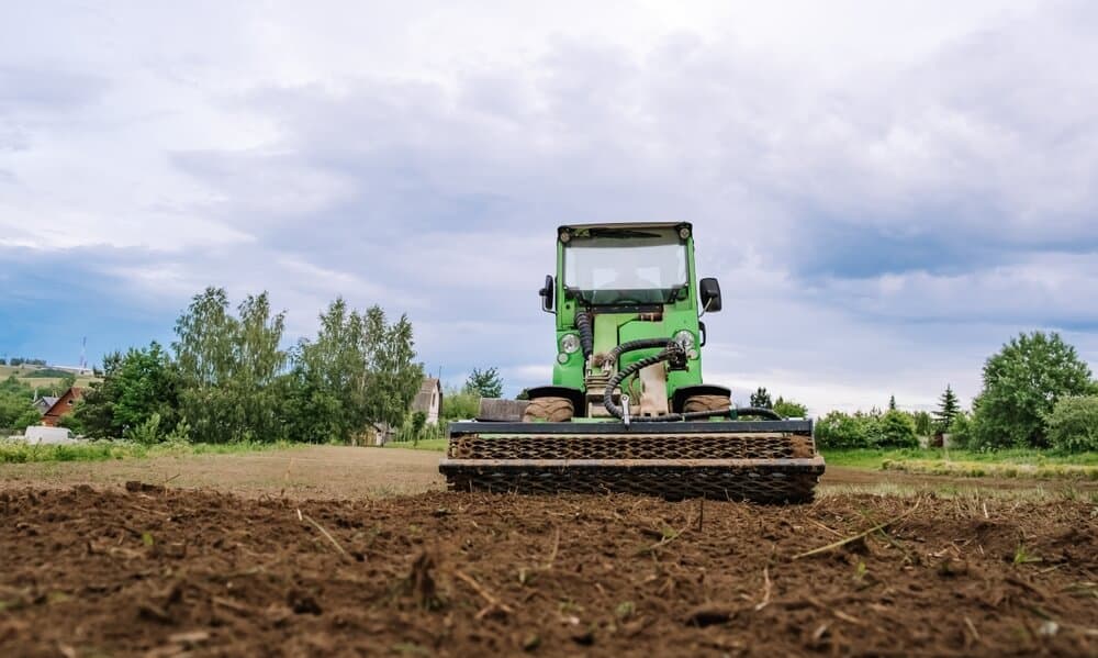 Adjusting skid steer settings